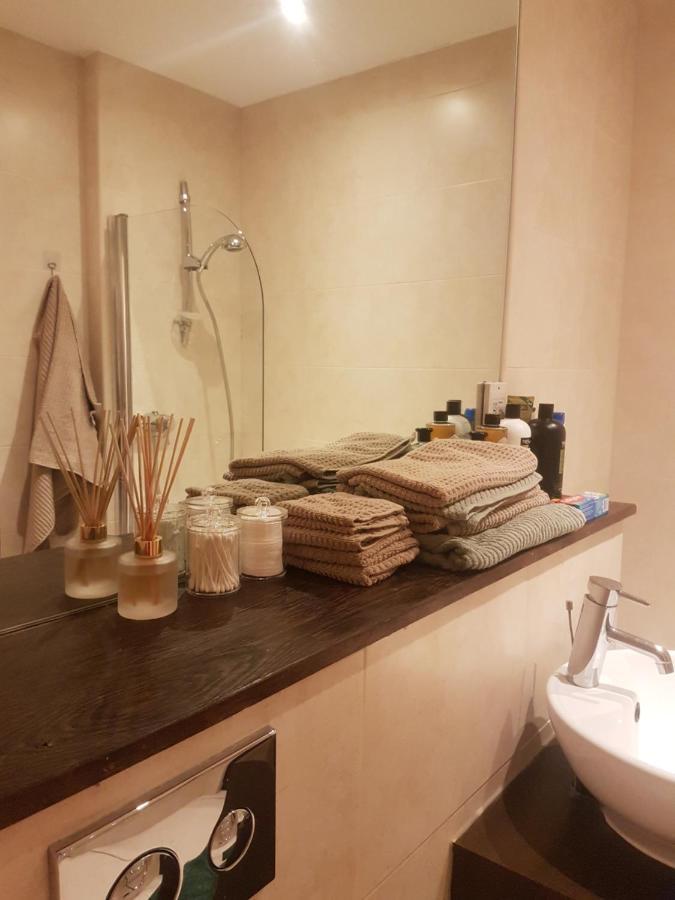 London City View Apartment, Short Walk To Tower Bridge, Free Parking Exterior photo